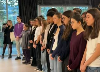 Minute de Silence Aujourd'hui : Un Acte de Solidarité et de Mémoire