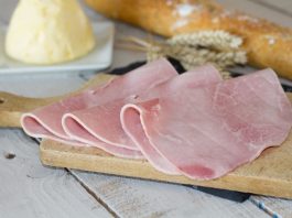 Vendu partout en France en supermarché, ce jambon blanc contaminé par la listeria ne doit pas être consommé !